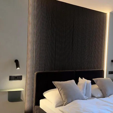 Hotel Boutique An Der Mosel - Ehemalig Kreuter 4*