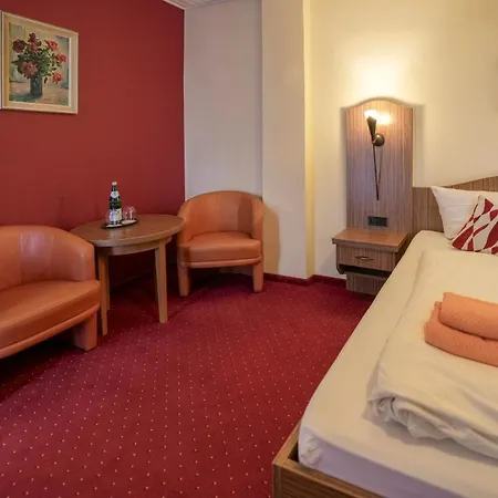 Boutique An Der Mosel - Ehemalig Kreuter Hotell