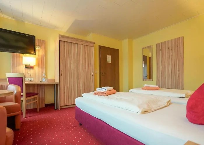 호텔 Weinhaus Kreuter 3*