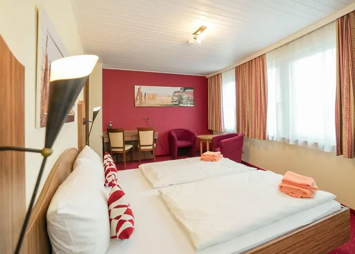 호텔 Weinhaus Kreuter 3*