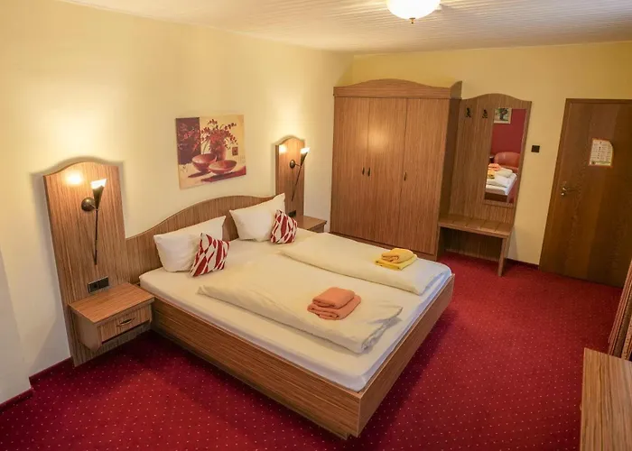 Weinhaus Kreuter Hotel 3*