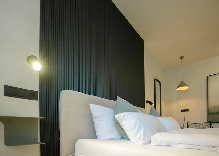 Boutique Hotel An Der Mosel - Ehemalig Hotel Kreuter فندق 3*