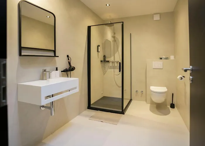 Boutique Hotel An Der Mosel - Ehemalig Hotel Kreuter فندق كوبلنس